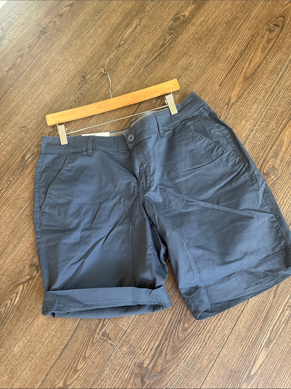 Cabela's Navy Blue Women's Bermuda Shorts
